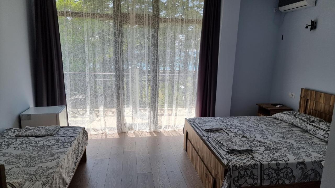 French Hotel Кобулети Екстериор снимка