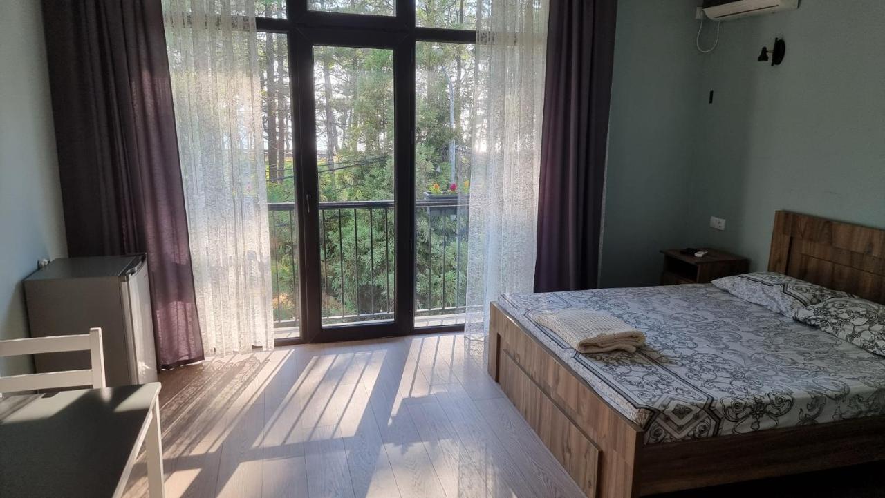 French Hotel Кобулети Екстериор снимка