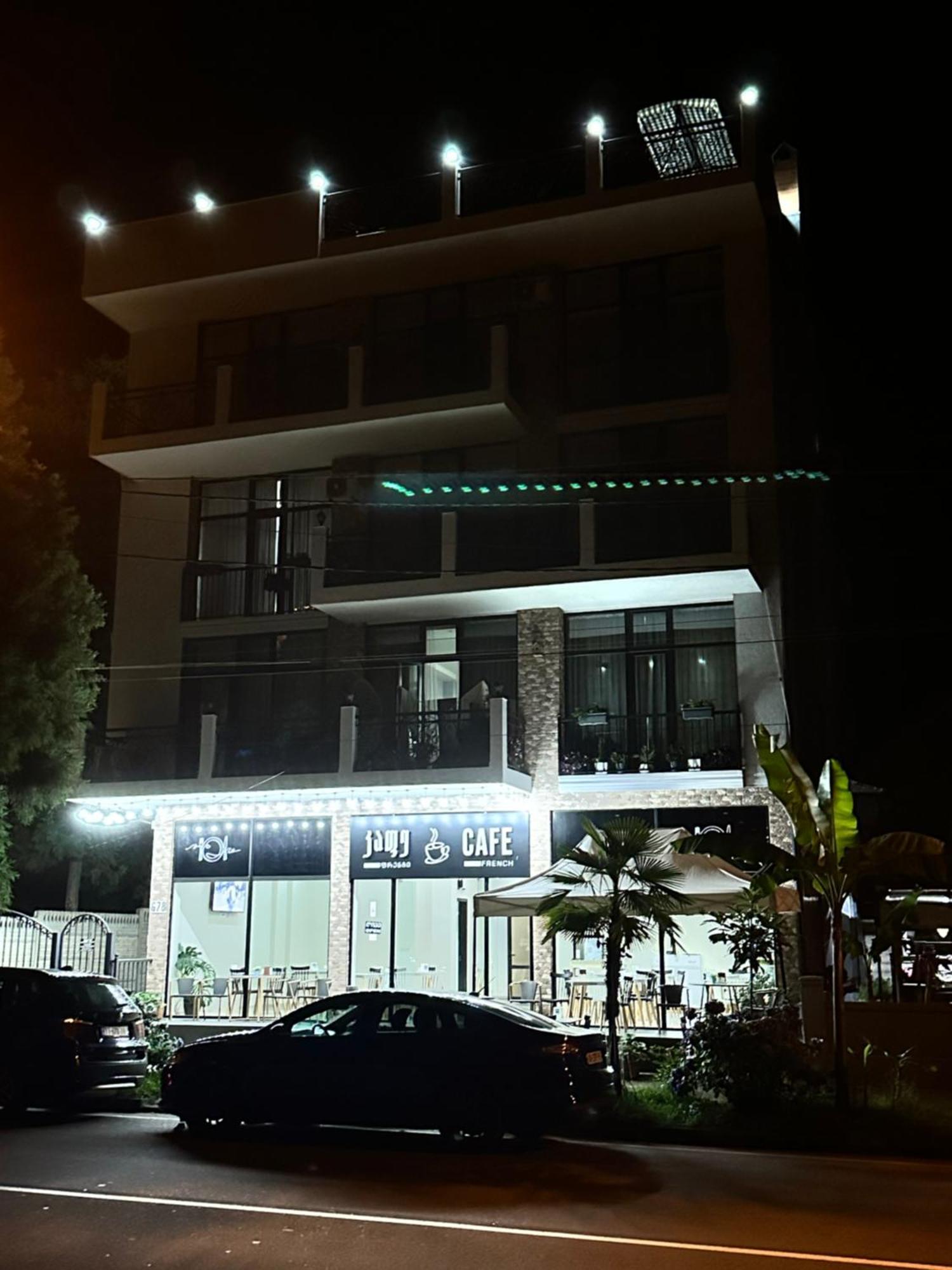 French Hotel Кобулети Екстериор снимка